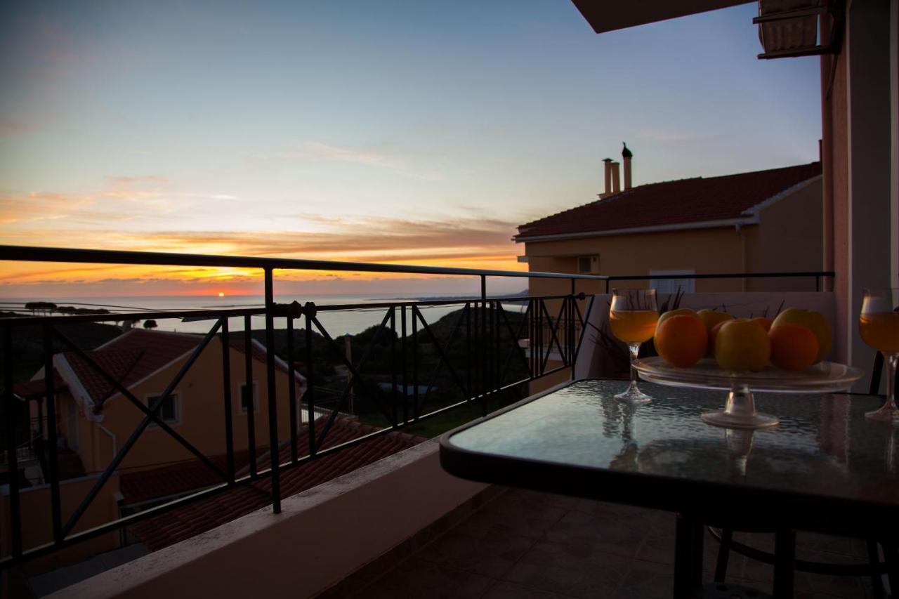 Greg'S House Kefalonia アルゴストリオン エクステリア 写真