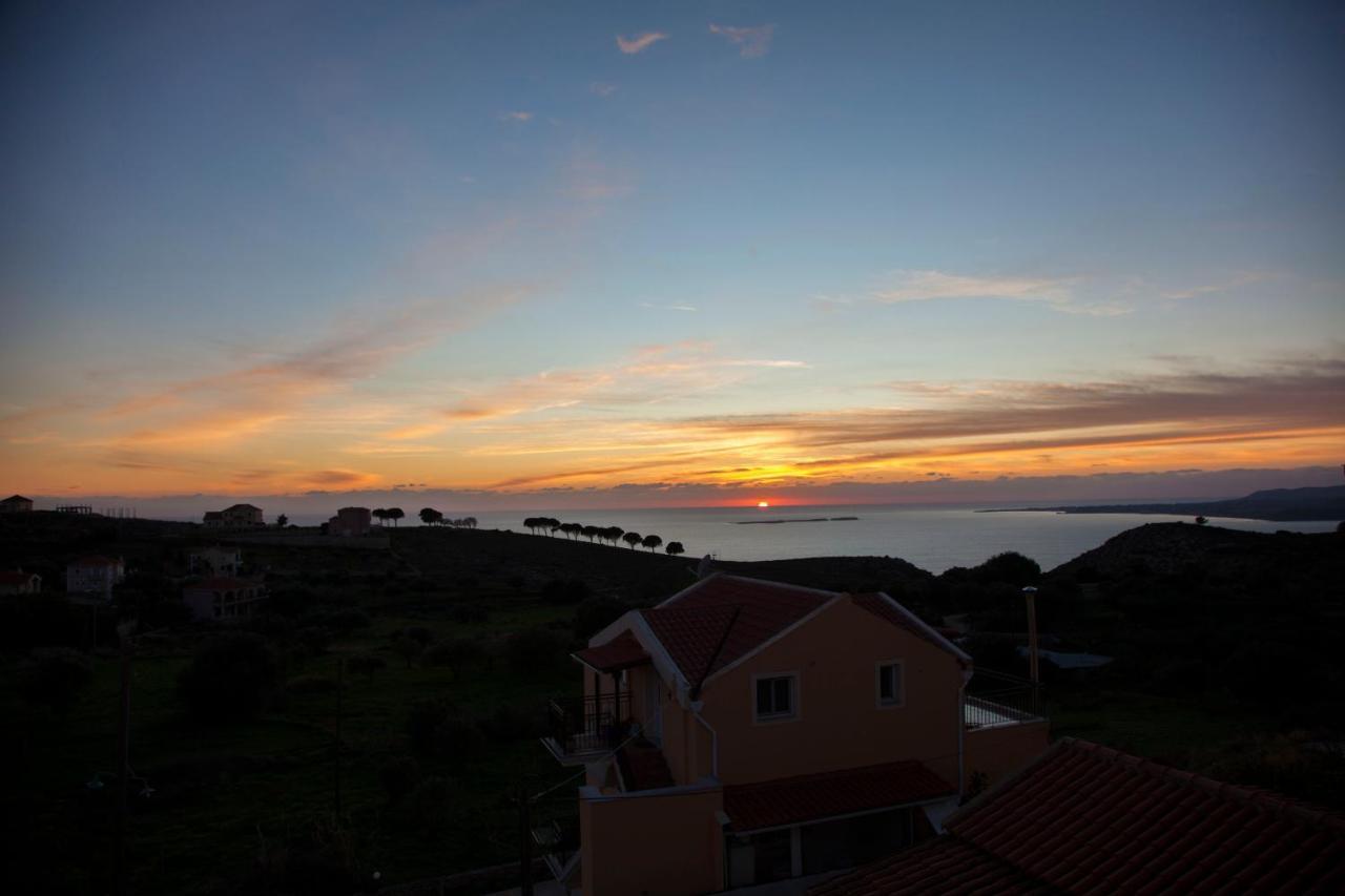 Greg'S House Kefalonia アルゴストリオン エクステリア 写真